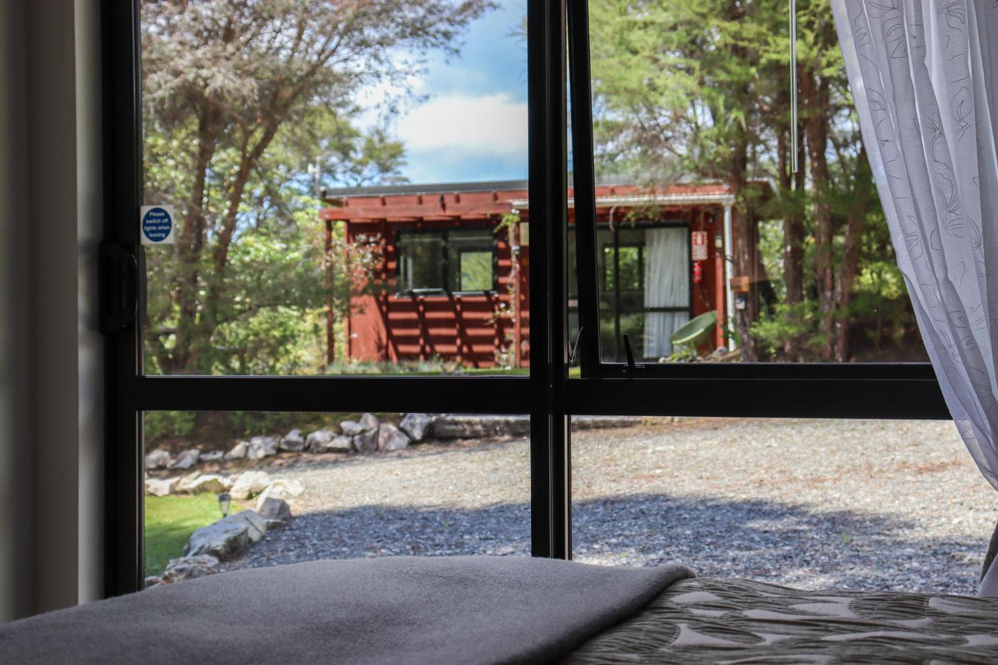 Kanuka Ridge Lodge Marahau Buitenkant foto
